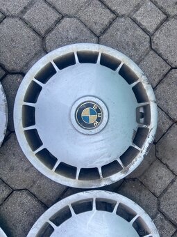 BMW E30 puklice R14 - 2