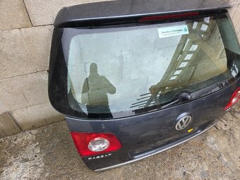 VW Passat B6 kombi zadné kufrove dvere - 2