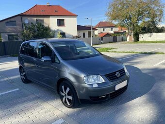 Volkswagen Touran 1.9 TDI - 2