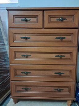 Komoda - 2