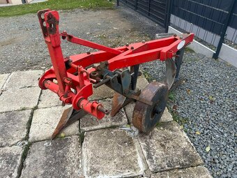 Predám trojradličný pluh - 2