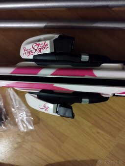 Nove panske a damske zjazdovky HEAD,lyziarky,palice - 2