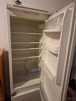Chladnička s mrazničkou - 2