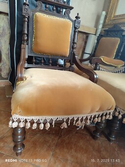 Starožitný nábytok - 2