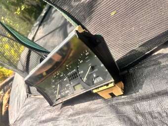 Predám budíky diesel nova El golf mk2 Jetta mk2 - 2