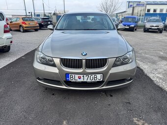 BMW Rad 3 320 d E90 - 2