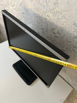 Monitor k PC - HP - 2