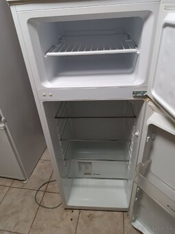 Predám chladničku s mrazničkou CANDY - 2