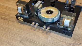 Elektronkovy zosilnovac 2x4W A trieda - 2