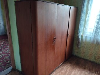 Starožitný nábytok - 2