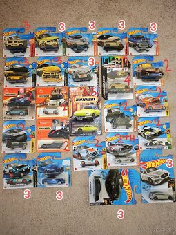 Hotwheels real unreal mix - 2