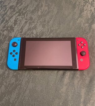 Konzola nintendo switch kompletna sada - 2