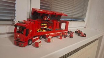 LEGO® Speed Champions 75913 Kamión pre voz F14 T tímu Scuder - 2