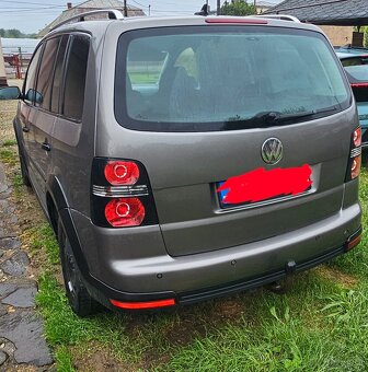 Volkswagen touran - 2