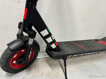 Aprilia eSR2 - 2