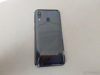 Samsung Galaxy A40 - 2