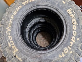 Pneu BF Goodrich Mud 31 x 10.5 R15 - 2