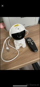 Projektor nočnej oblohy kozmonaut - 2