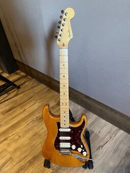 Fender American Deluxe Strat - 2