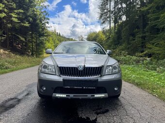 ŠKODA OCTAVIA 2 SCOUT 2.0 TDI 4x4 103kW Facelift - 2