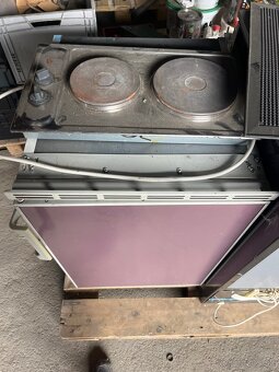 Chladnička mala , vinotéka Gorenie a 2 platničkami - 2