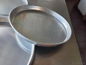 Plechy na pizzu 32 cm - 2