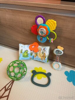 Hračky pre bábetko 0-10m - 2