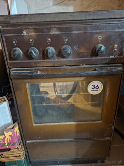 Predám elektrický sporák - 2