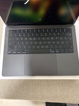 MacBook Pro 14" M3 Pro 18GB, batéria: 100% - 2