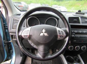 Mitsubishi ASX 1.6 MIVEC Invit - 2