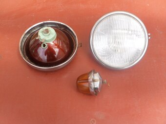 Náhradné  diely - 2