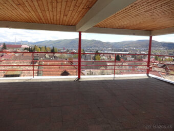 Predam velky RD v centre Zvolena - 2