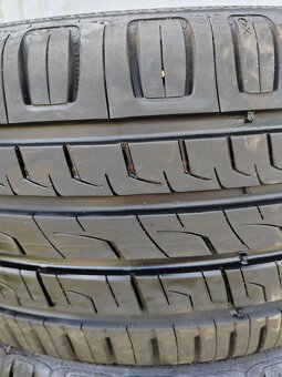 Letné pneumatiky 215/40 R17 - 2