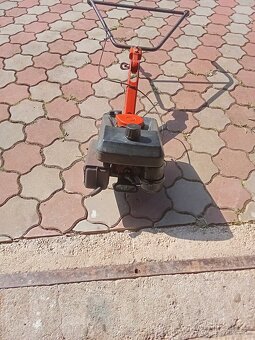 Predám motor vari jikov 80mm spojka . - 2