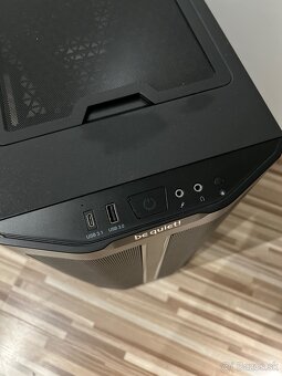 Predám PC skrinku be quiet Pure Base 500DX – čierna - 2
