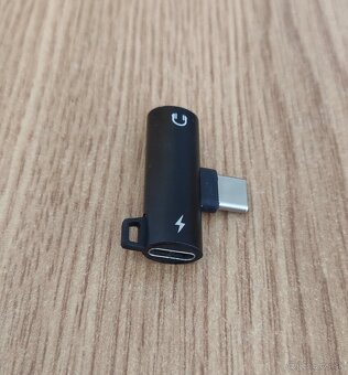 Predám rozdvojku USB C 2v1 - 2