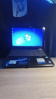 ASUS K50IJ - funkčný - 2