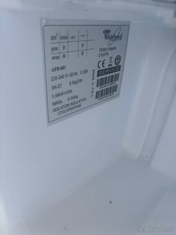 Mraznička whirlpool - 2
