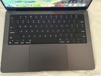 MacBook Pro M4 Pro 14" 14C CPU 20C GPU 48GB RAM 2TB SSD Nan - 2