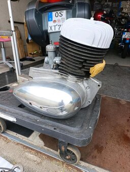 Motor Jawa 250 typ 559 - 2