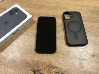 Predám Iphone 16 128gb - 2