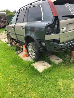 Volvo XC90 - 2