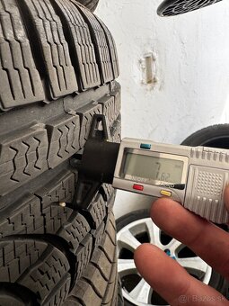 Nokian 225/40 R18 - 2