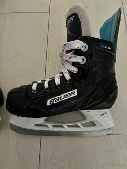 BAUER KORCULE DETSKÉ Y10 - 2