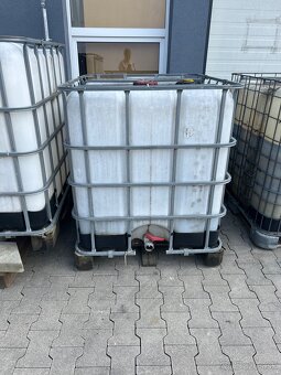 Nádrž - kontajner na vodu 1000 l - 2