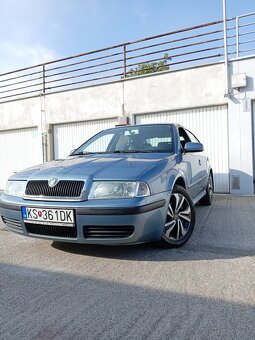 PREDÁM ŠKODA OCTAVIA TOUR 1,6 BENZIN,R2009,KUP.NA SLOVENSKU - 2