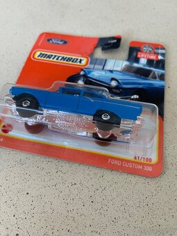 Ford Custom 300 - 2