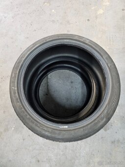 235/40R18 letne - 2