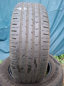 Ponúkam 2 letné pneumatiky Continental Conti 205/60 R16 - 2