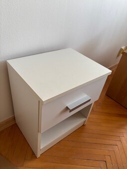 Nočný stolík - 2